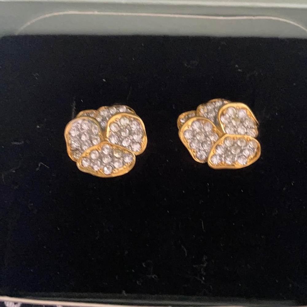Vintage Avon Pansy Earrings